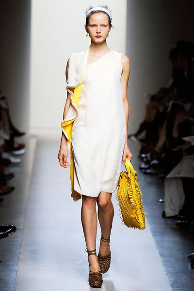 Look 35
